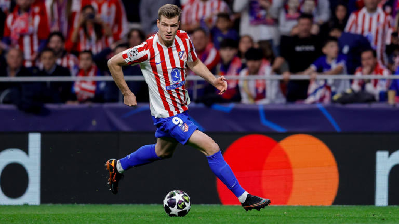 El Milan aprieta por Sorloth: oferta sobre la mesa y tensión con el Atlético
