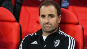 Jagoba Arrasate releva a Luis Ramis en el banquillo del Osasuna
